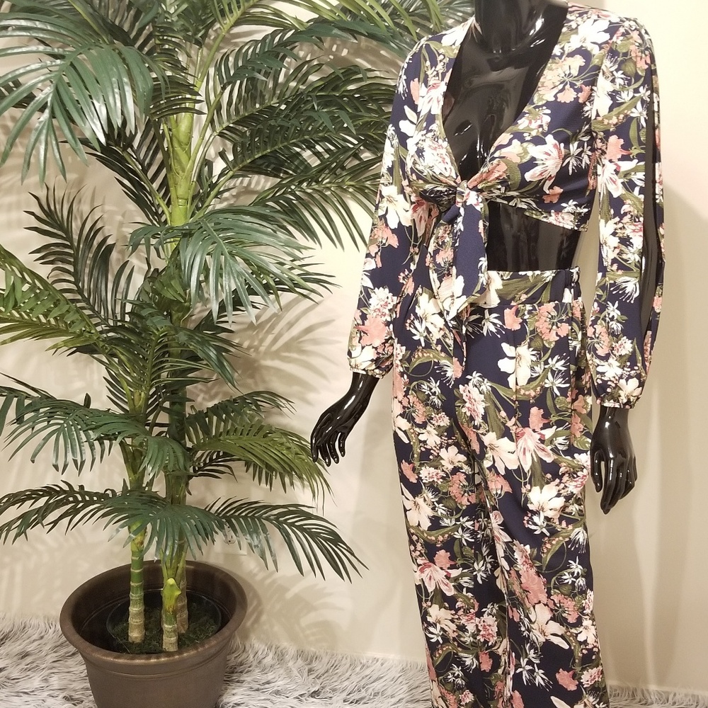🛍NWOT🛍 Navy 2 Piece Set